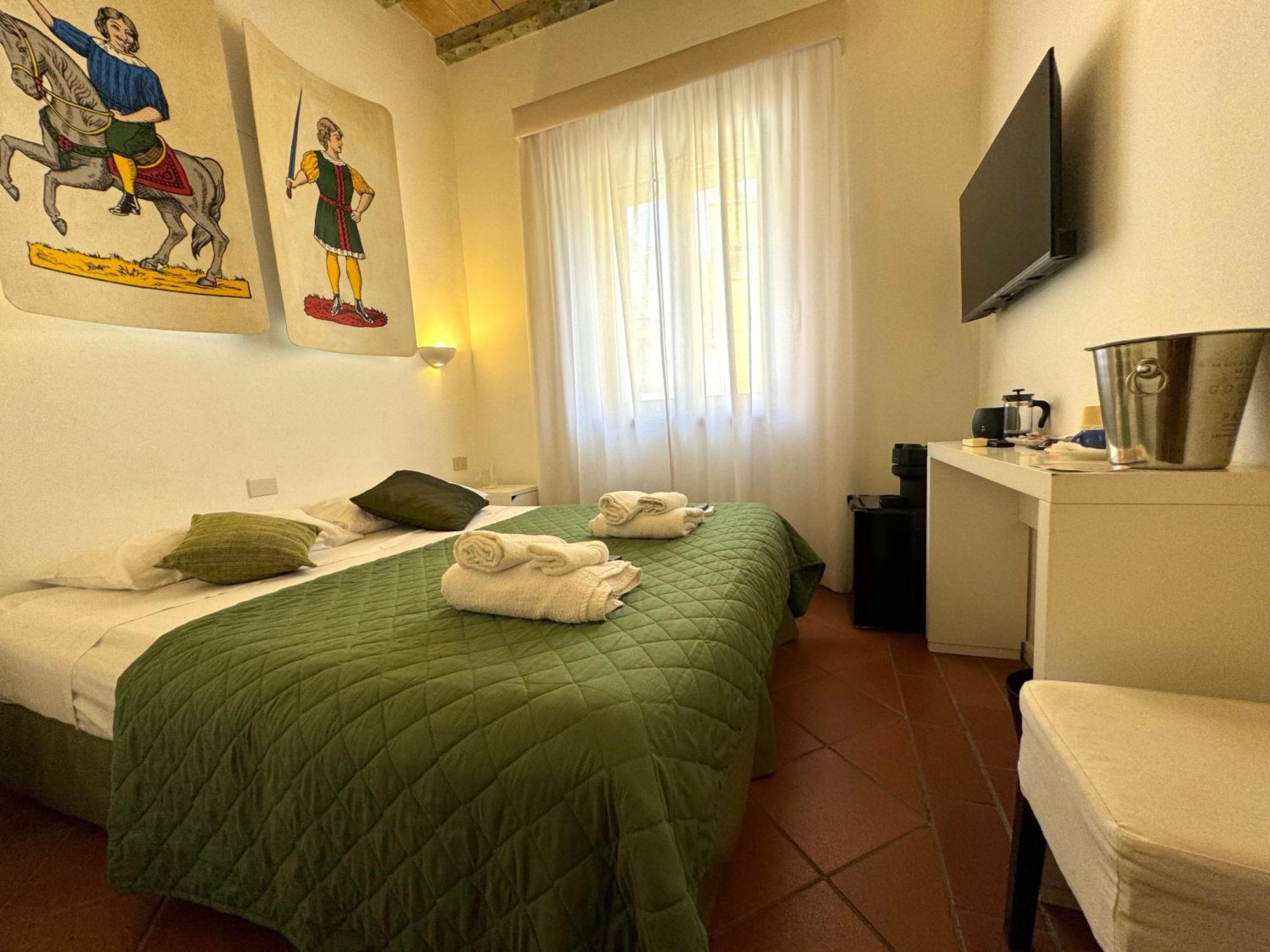 צ'יניזי B&B Antichi Colori מראה חיצוני תמונה