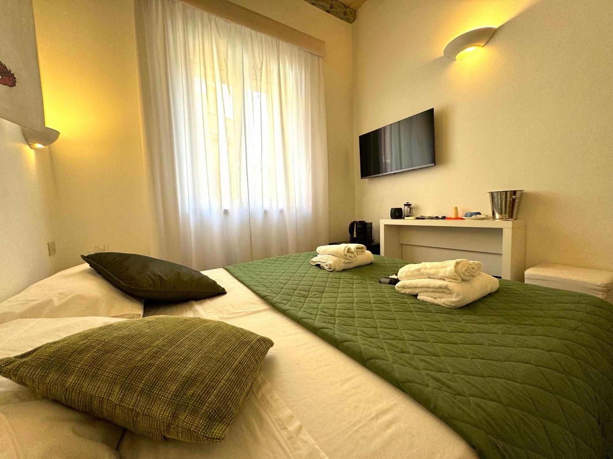צ'יניזי B&B Antichi Colori מראה חיצוני תמונה